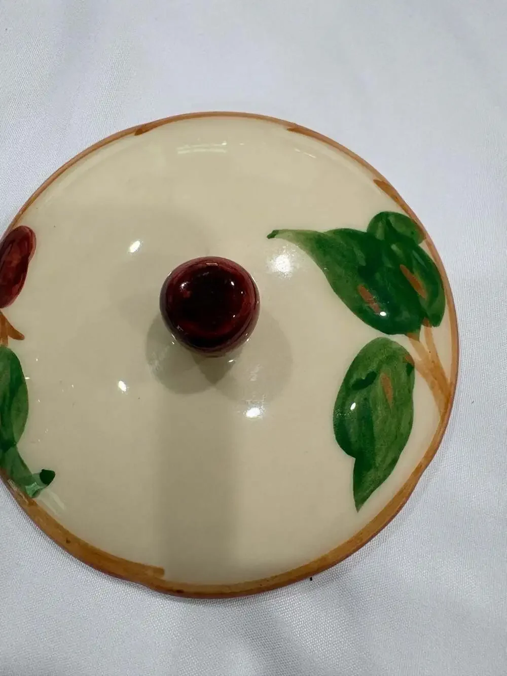 Vintage Franciscan Apple Covered Casserole | California Pottery | Made in USA